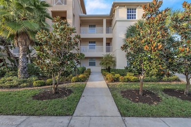 10700 Palazzo Way unit 206, Fort Myers, FL 33913 - photo 2