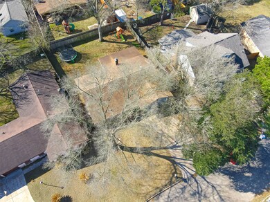 13123 Winding Wood Dr, Houston, TX 77038 - photo 7