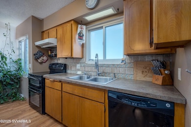 2645 Lobo Cir Cottonwood AZ-31