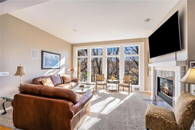 7615 Eicher Dr, Shawnee, KS 66217 - photo 4