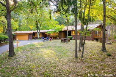 1-web-or-mls-7380 Leonard St NE, Forest