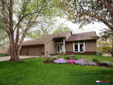 7907 Molokai Dr, Papillion, NE 68046 - photo 2