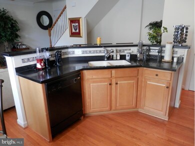 3525 Carriage Walk Ln, Laurel, MD 20724 - photo 7