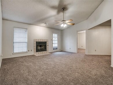 601 Golden Eagle Dr, Norman, OK 73072 - photo 4