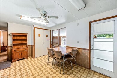 Unfurnished room featuring carpet