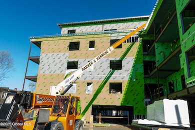 78 Church St unit 305, Saratoga Springs, NY 12866 - photo 4