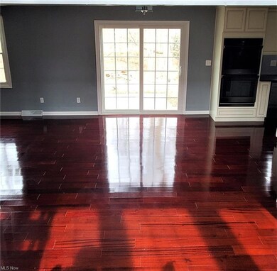 89 S Aurora Rd, Aurora, OH 44202 - photo 5