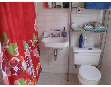 33 Palmer St unit 35, Waltham, MA 02451 - photo 4