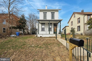 606 Vernon St, Media, PA 19063 - photo 2