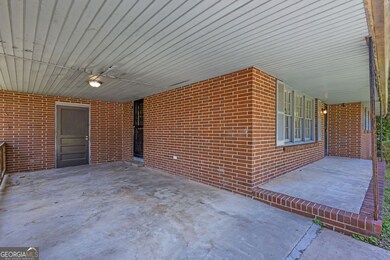 2261 Star Mist Dr SW, Atlanta, GA 30311 - photo 6