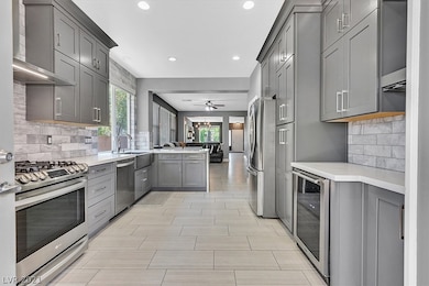 10400 Trailing Dalea Ave, Las Vegas, NV 89135 - photo 2