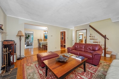 11 Deforest Rd, Newton Lower Falls, MA 02462 - photo 6