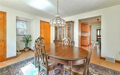 Low maintenance wood look flooring carries into la