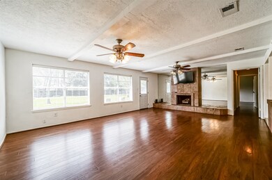 16330 David Glen Dr, Friendswood, TX 77546 - photo 6