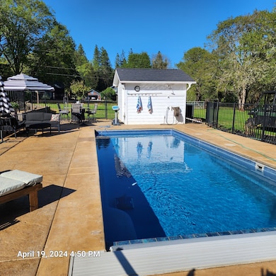 438 Murphy Creek Rd, Grants Pass, OR 97527 - photo 5