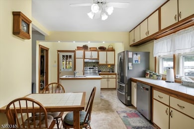 64 Franklin Ave, Rockaway, NJ 07866 - photo 2