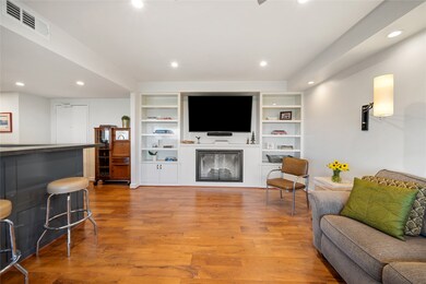 The Spires unit 2502, Houston, TX 77030 - photo 4