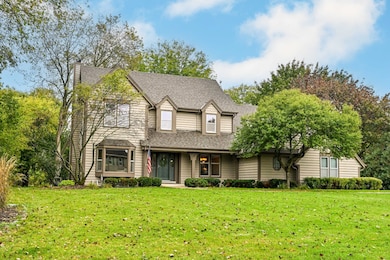 15290 Shamrock Ln, Brookfield, WI 53005 - photo 2