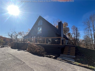 611 Olympia Fields Dr, Winfield, WV 25213 - photo 4