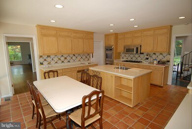 6302 Waterway Place, Falls Church, VA 22044 - photo 7