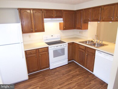 917 N Angel Valley Ct, Edgewood, MD 21040 - photo 3