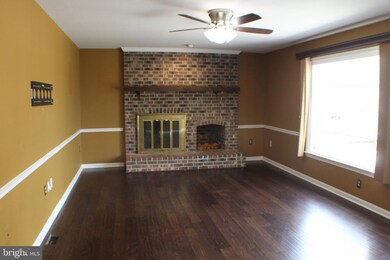 12500 Cassandra Ct, Woodbridge, VA 22192 - photo 4