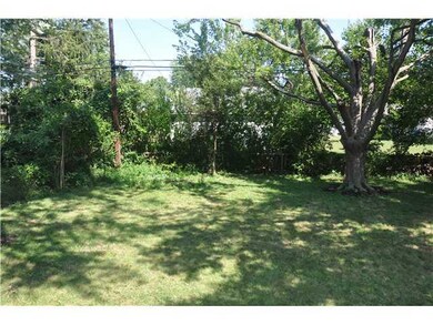 1488 Thurell Rd, Columbus, OH 43229 - photo 3