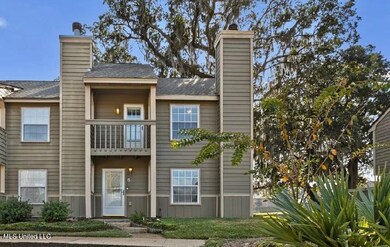 495 Popps Ferry Rd unit 5, Biloxi, MS 39531 - photo 2