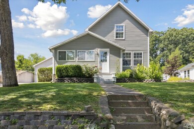 03-1232-W-Main-St-Ionia-MI-48846-WindowS