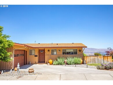 1705 Esther Way, the Dalles, OR 97058 - photo 2