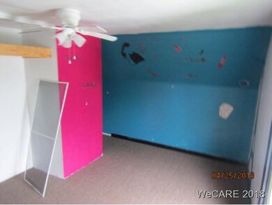 409 S Rauthland Ave, Wapakoneta, OH 45895 - photo 7