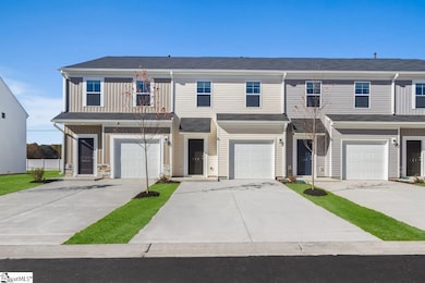 145 Randwick Ln, Greer, SC 29651 - photo 5