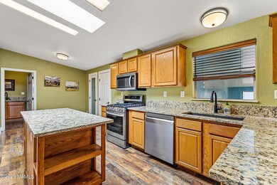 2318 E Hoctor Rd Williams-40