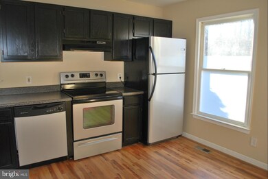 10617 Cobblestone Dr, Spotsylvania, VA 22553 - photo 3