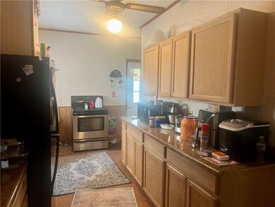 127 Lincoln St, Wayland, NY 14572 - photo 4