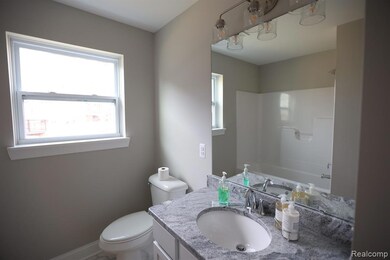 Note – Photos show identical 
