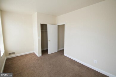 500 N Patterson Park Ave unit B, Baltimore, MD 21205 - photo 3