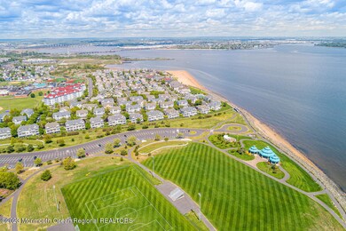100 John T OLeary Blvd South-large-009-0