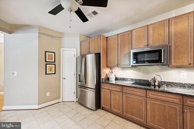 2800 Stone Cliff Dr unit 102, Baltimore, MD 21209 - photo 6