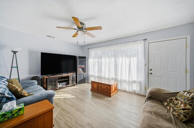 709 Meadow Dr, Newark, OH 43055 - photo 6