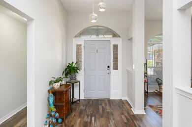 7-web-or-mls-2159 Hagood Loop-01