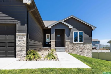 8169 S 185th St, Omaha, NE 68136 - photo 3