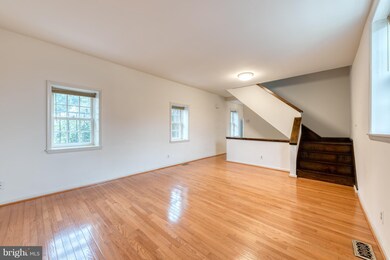 137 W Lee St unit 2, Baltimore, MD 21201 - photo 6