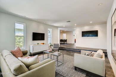 12 Living Room