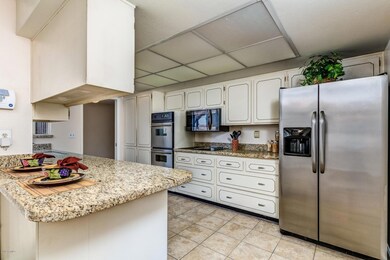 11011 W Cameo Dr, Sun City, AZ 85351 - photo 7