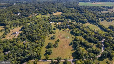 0 Runnymeade unit WVBE2043312, Bunker Hill, WV 25413 - photo 6