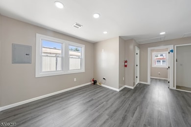 15 Spruce St, Moonachie, NJ 07074 - photo 4