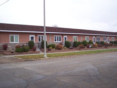 5th St. Condominiums 704,706,708,710<|><