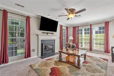 4308 Shade Tree Ct, High Point, NC 27265 - photo 3