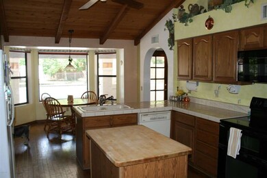 Kitchen 3